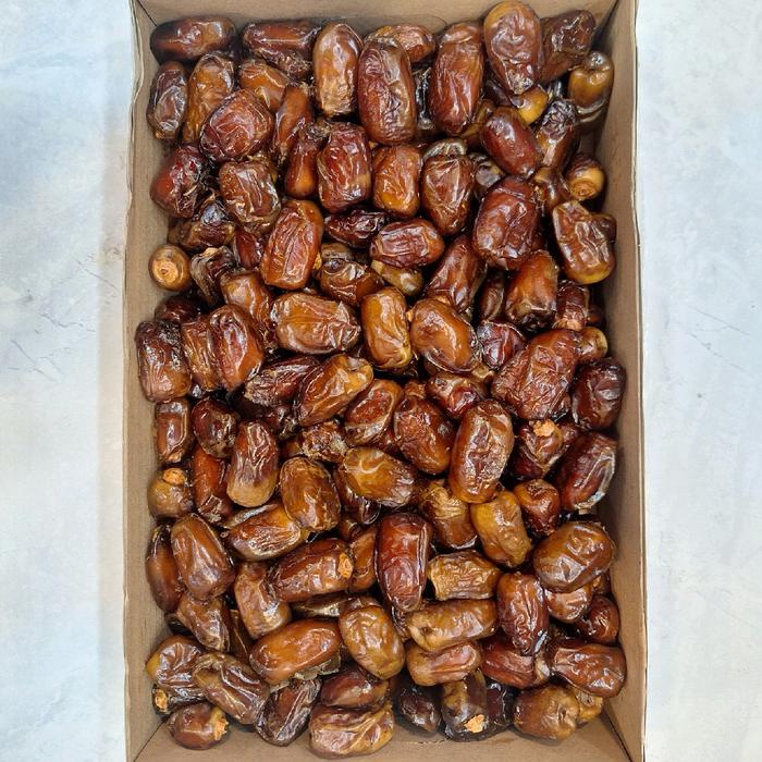 

Kurma madu mesir 3kg - korma egypt dus sukari 3kilo - oleh oleh haji dan umroh