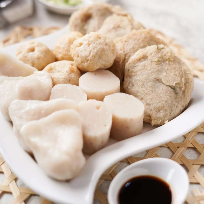 

Promo Terbatas Pempek Candy Khas Asli Palembang Paket Kecil Ampera Aman