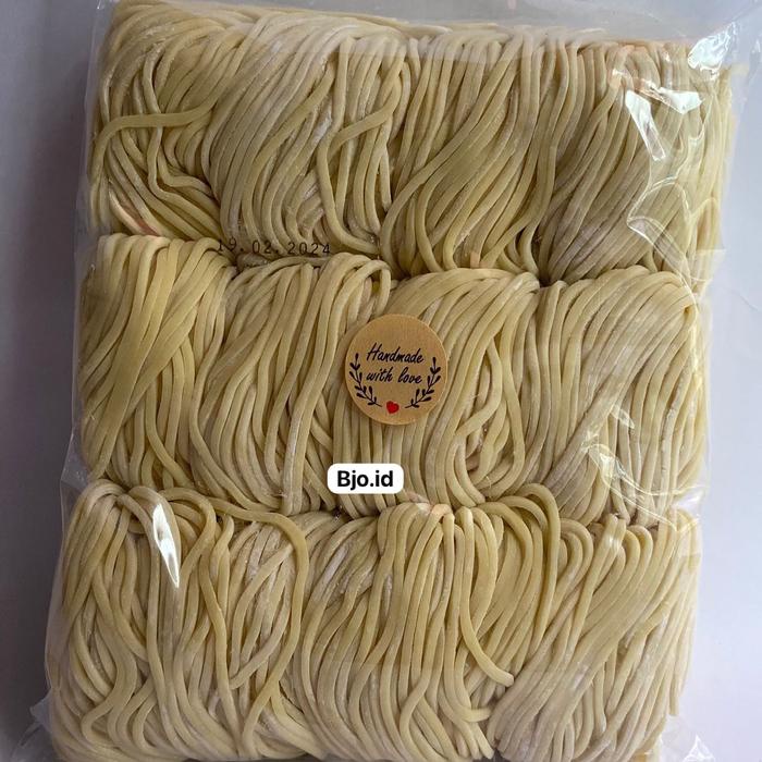

Wdo - Mie Mentah Bakmi Kemasan 1 Kg
