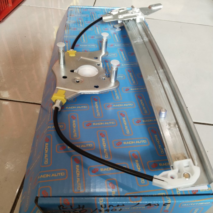 Regulator Power Window Elektrik Belakang Kanan Hyundai Verna Avega