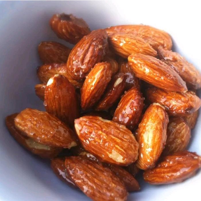 

terbaru !!! kacang almond madu 1 kg almond madu organik almond madu camilan food snacks mede masakan