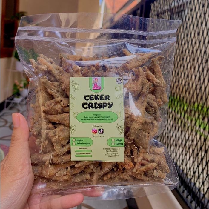 

250GR KERIPIK CEKER AYAM CRISPY PEDAS DAUN JERUK DAN ORIGINAL KRIUK RENYAH GURIH JAJANAN CEMILAN