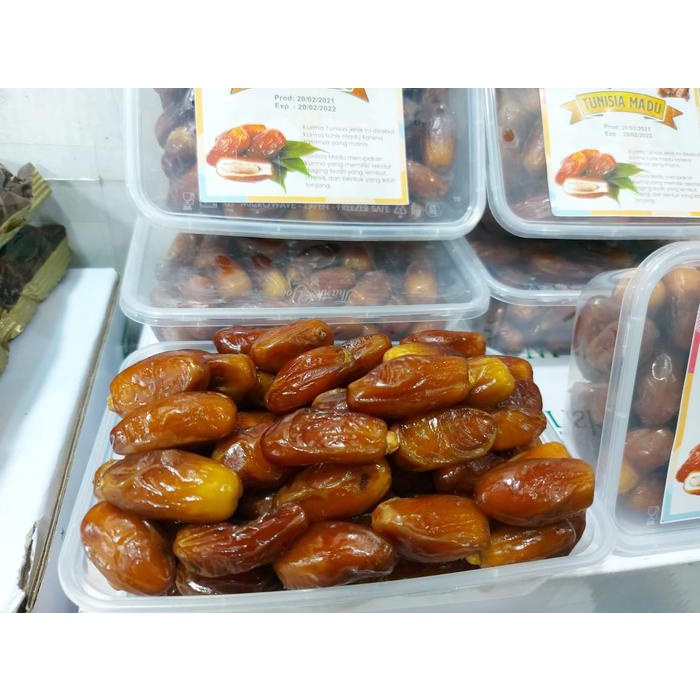 

Kurma Tunisia Madu 1kg - Camilan Sehat Rasa Manis Pas - Food, Brown, Jajanan, Coklat, Kering,