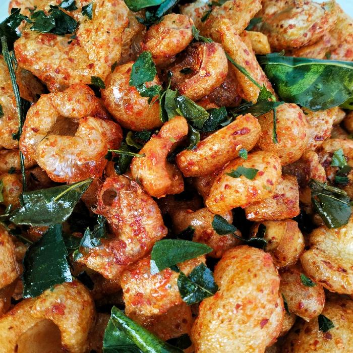 

Krupuk kulit sapi bantat netto.150grm free packing bubelwrap & dus kerupuk