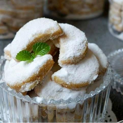 

terbaru !!! putri salju kacang mede toples 500gr ready