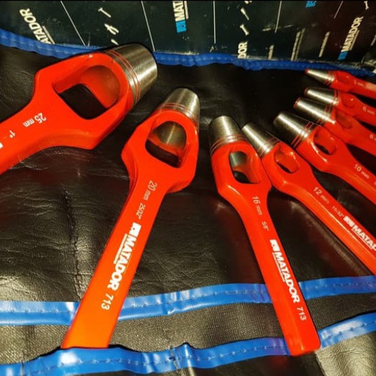 

Jual [READY] Alat Pembolong Plat Plong Set 8 Pcs Hollow Punch MATADOR Germany