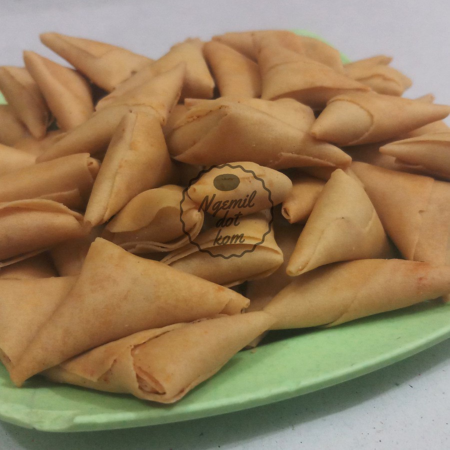 SAMOSA AYAM 250gr / SAMOSA KERING / SAMOSA SARIKAYA / SAMOSA PEDAS MANIS WE!