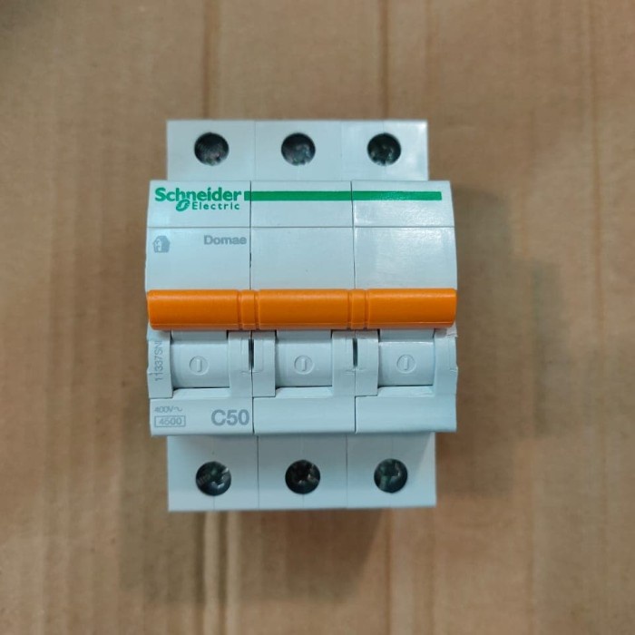 MCB 50A 3Phase Domae Schneider
