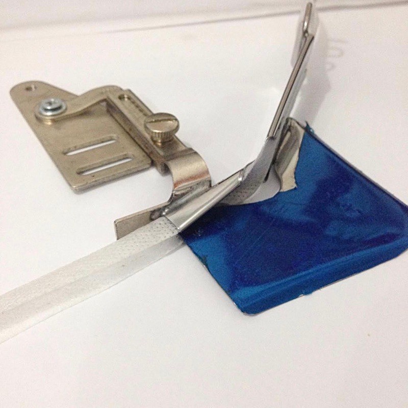 JAYAmart- Corong Bisban Lipat PITA Bahan Spunbond / Bahan Saten atau satin