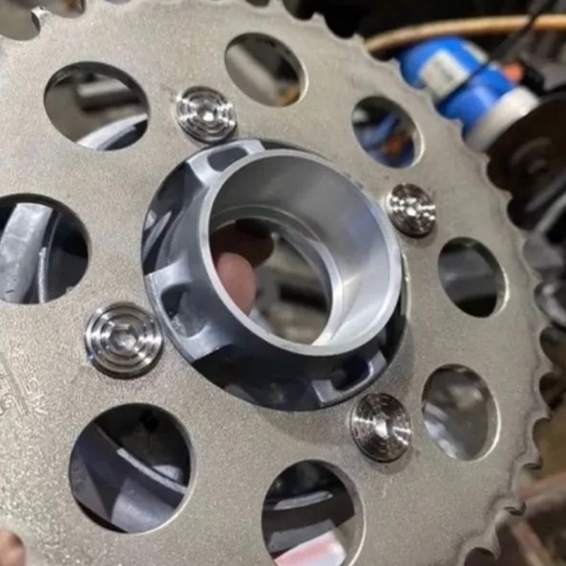 Baut L Stainless Nap Gear Baut Gear Fiz / Vega / Crypton / Jupiter / Rx King ( Dapat 4 Baut )