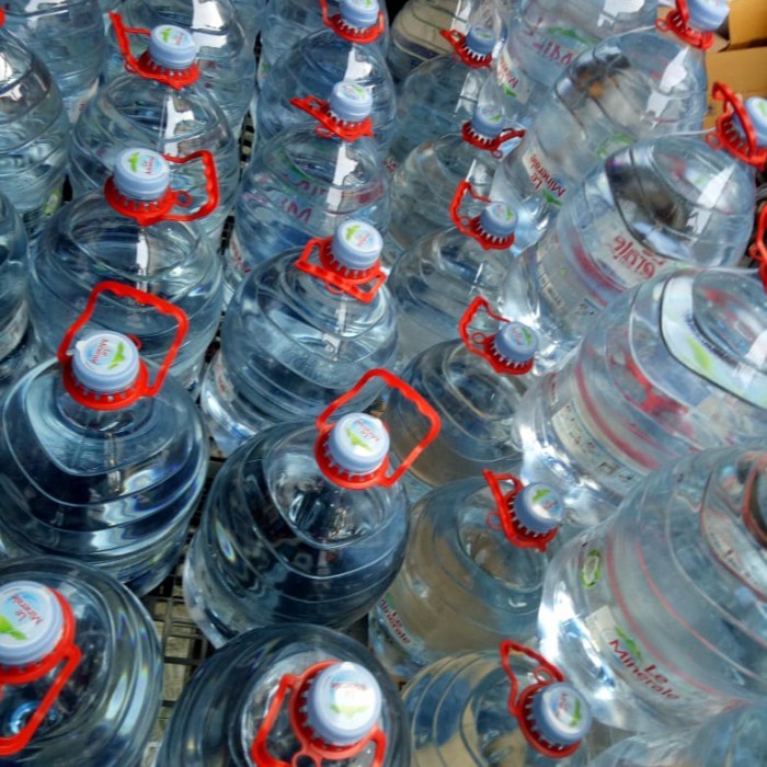 

(TopSeller) air galon le minerale 15 liter [Khusus Gojek-GRAB]