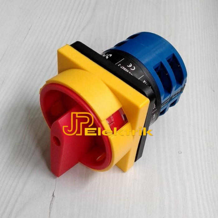 Selector Cam Switch 3 Pole 32A Sap 32-2-3 / Selector On - Off