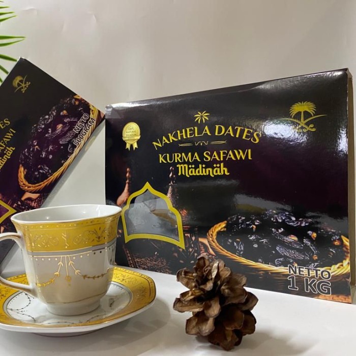

Lezat- Kurma Safawi Madinah 1 kg Kurma Premium Kurma Madinah