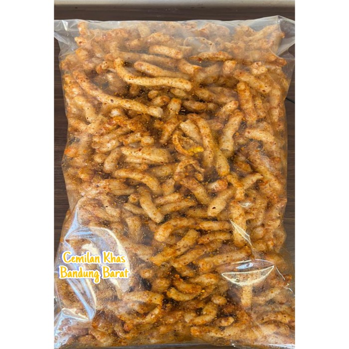 

Kerupuk Gurilem Asli Khas Cililin Bandung Barat Cemilan Bawang Kacang Pedas Makanan Keripik Food