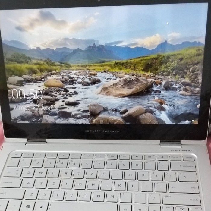 HP SPECTRE X360 2016 BEKAS SECOND CONVERTIBLE 256GB SSD i7 RAM 8GB 13" *