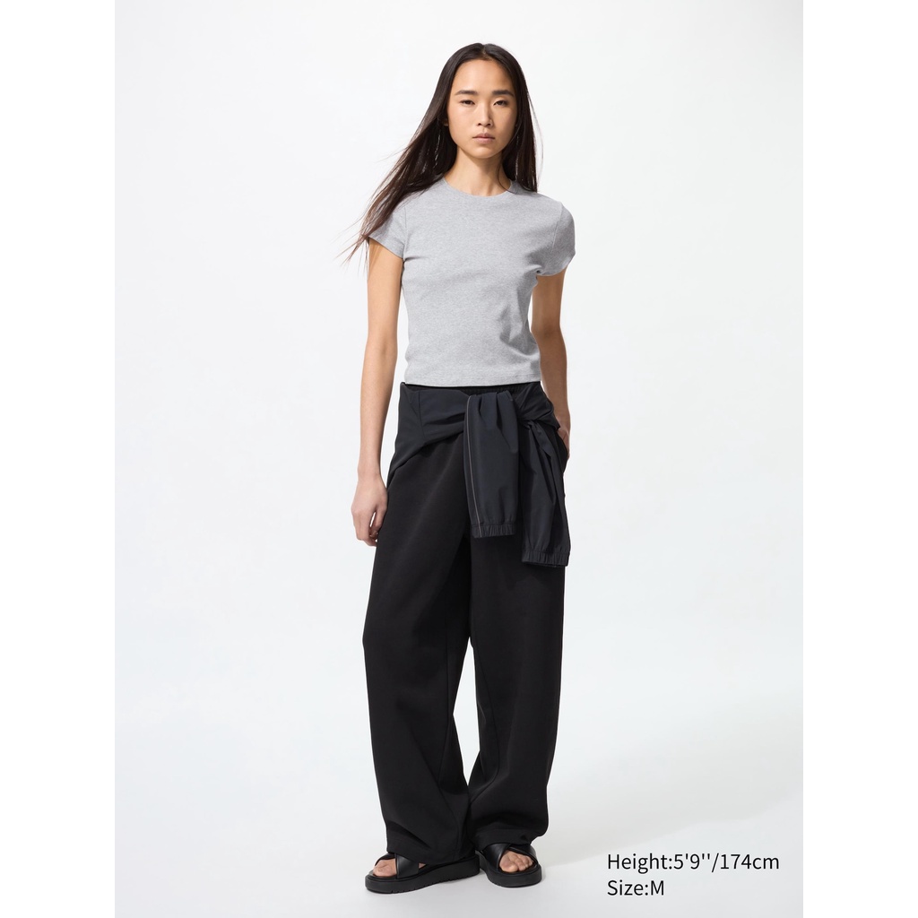 Uniqlo T-Shirt Mini (Crop Top)