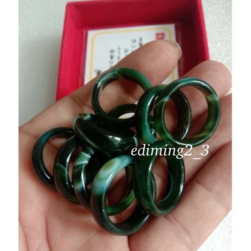 Cincin Giok Taiwan Hijau Tua