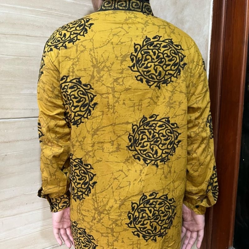 {{ Batik Ananta Kemeja Batik Pria Kemeja Batik Halusan Premium Original Lengan Panjang Motif Versace