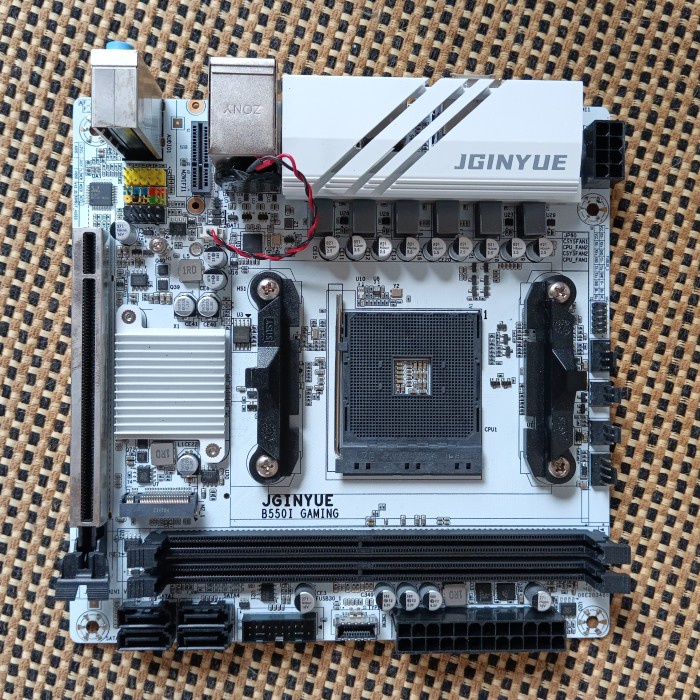 MOTHERBOARD AM4 B550I ( DDR4 , B550 NVME ITX )