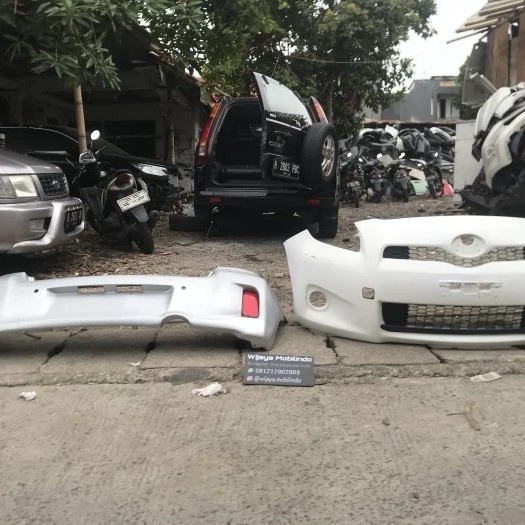 Bumper yaris 2012 depan belakang