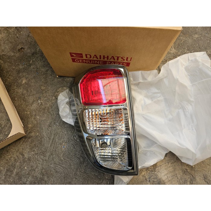 stoplamp / lampu belakang rush terios 2011 2012 2013 2014 ori