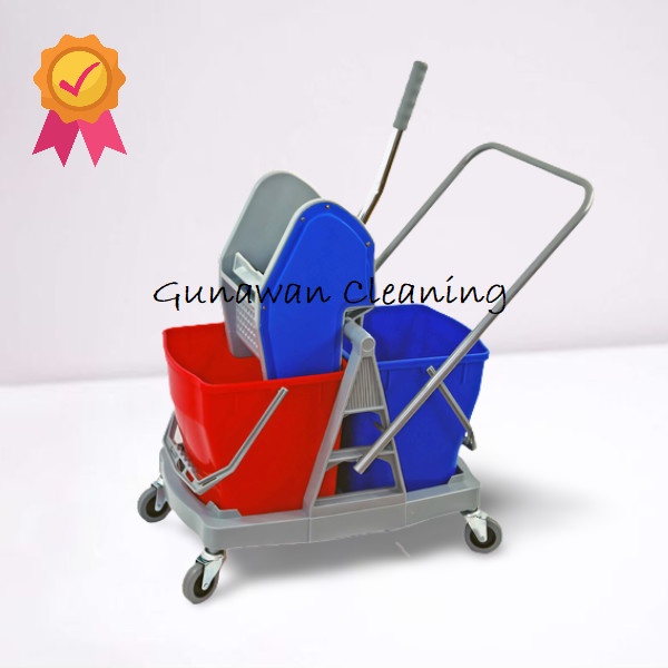 Double Bucket Plastik Press Mop