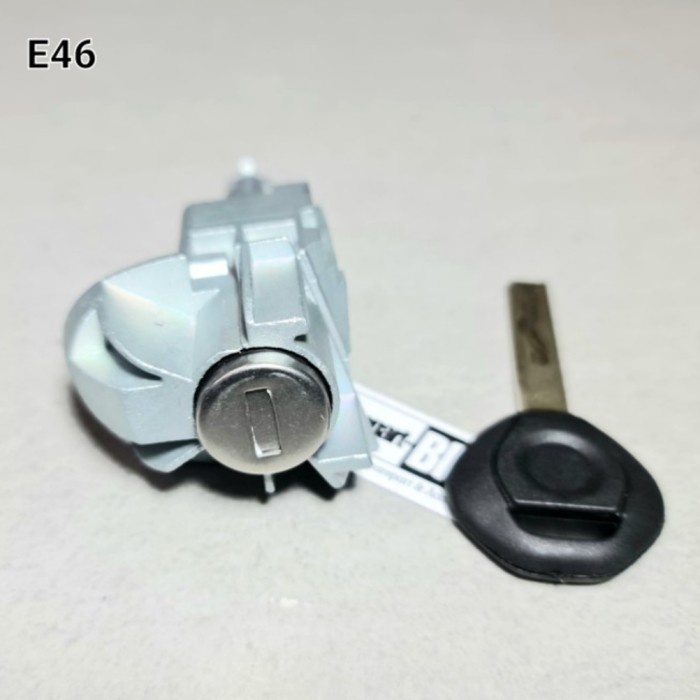 Cylinder Kunci Pintu Supir Depan Kanan Bmw E46 318I 320I 325I (Laik Pakai)