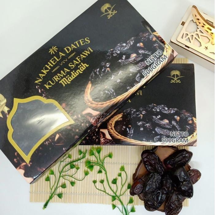 

BisaInstan- Kurma Safawi Madinah 500 gram Kurma Madinah Kurma Premium