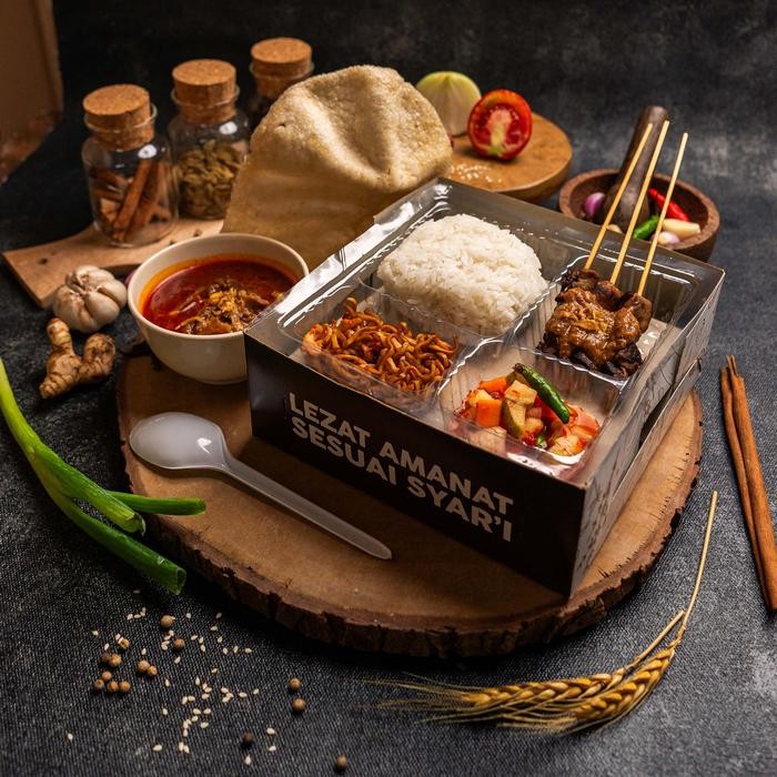 

Kirim,HariYgSama- Bens Farm - Paket Aqiqah Perempuan - 50 box - Silver