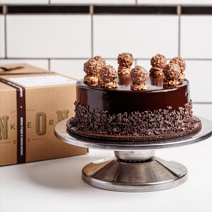 

Kirim,HariYgSama- Union Nutella Ferrero Cake (Kue Ulang Tahun/Birthday)