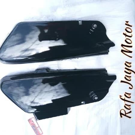 TERLARIS BOK BOX AKI HONDA ASTREA GRAND HITAM POLOS