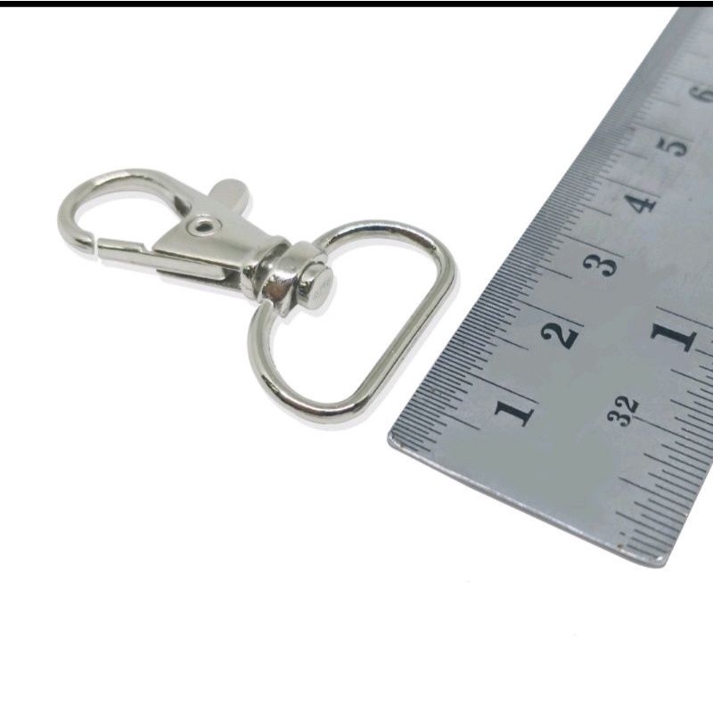 

Cantelan Pengait Besi (100) Gantungan Tali Id Card 2cm Kaitan 2cm