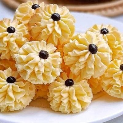 

NewZbgt- Kue Semprit Susu Renyah Toples 250gr