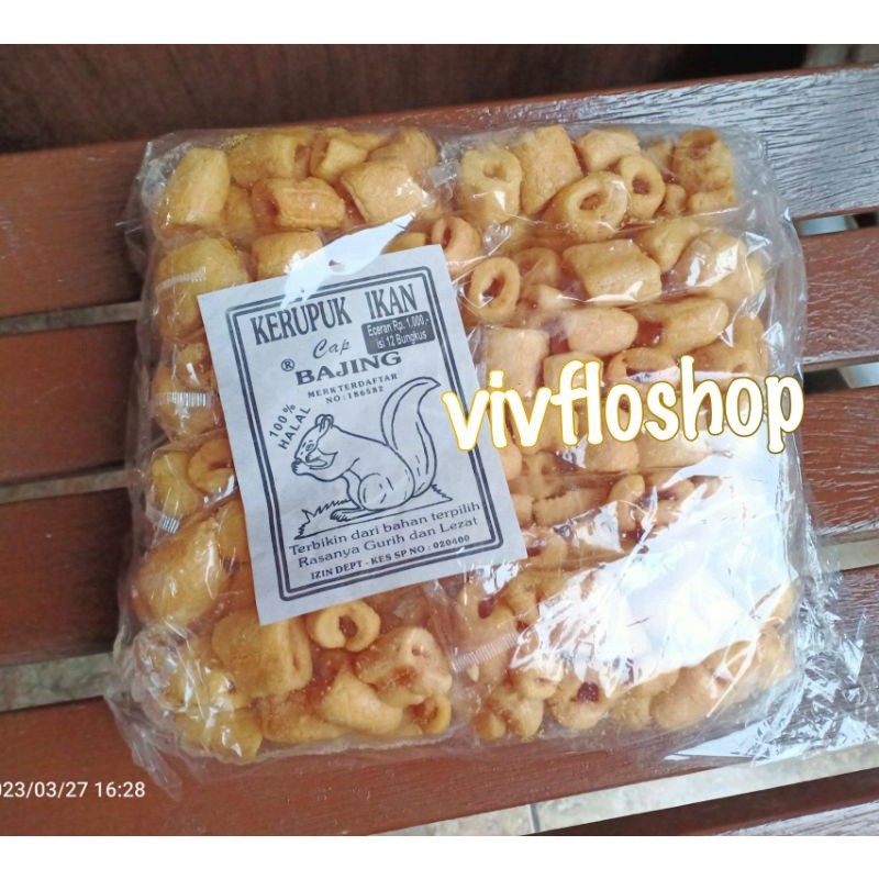 

Sajiandapur Kerupuk Bolong / Kerupuk Ikan Cap Bajing (Kemasan Isi 12)