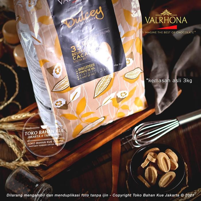 

Valrhona DULCEY 32% Blond Chocolate 100gr Couverture Cokelat Cream