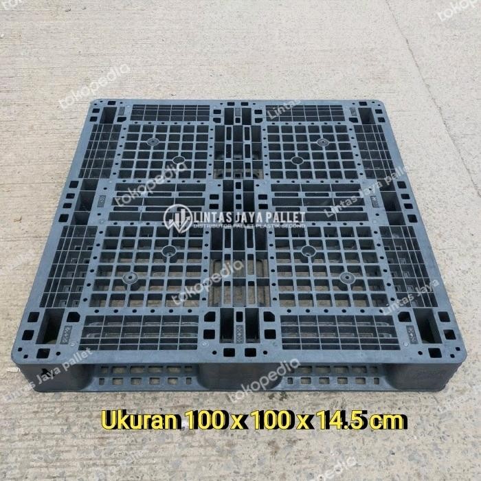 

TERLARIS pallet plastik bekas ukuran 100x100x14.5 cm / Palet plastik