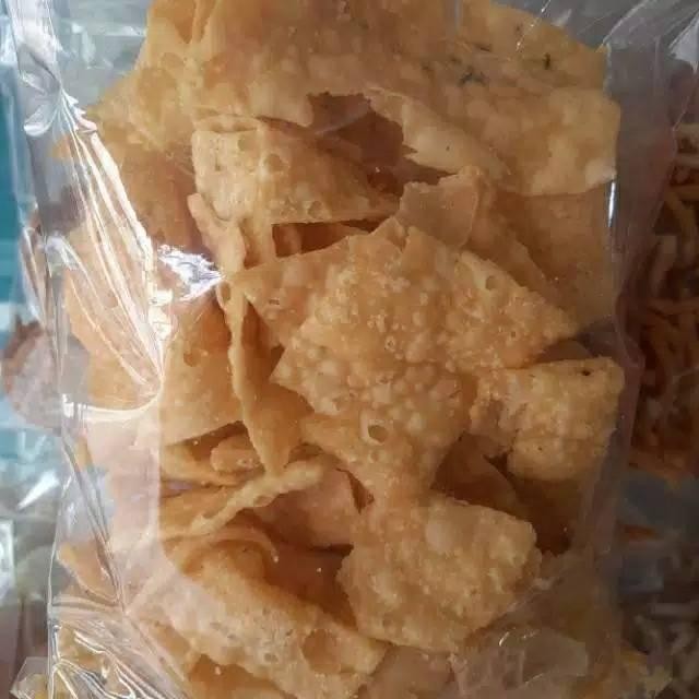 

Dapur Joglo Kripik Pangsit 1Kg/Kripik Bawang Renyah/Grosir Snack