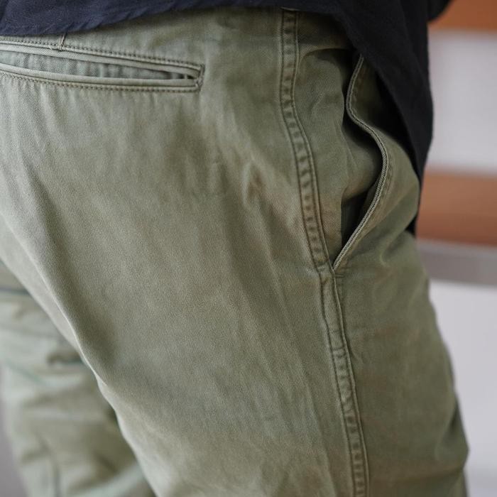 Uniqlo Chino Reguler Vintage New Original Terlaris