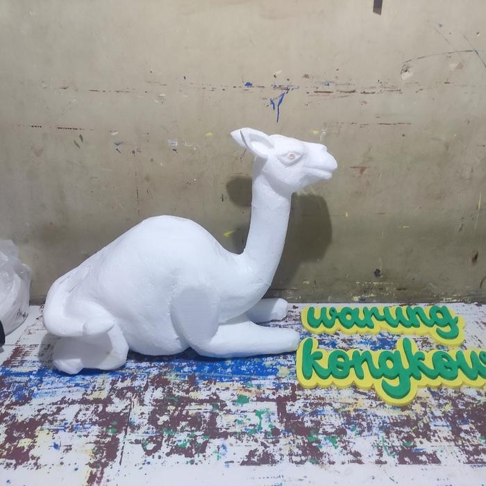 

CUSTOM UNTA 3D STYROFOAM