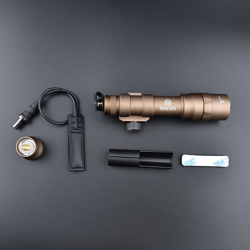 WADSN Airsoft Surefir M600 M600DF Weapon Light 1400 Lumen Softair Rifle SF M600DF Flashlight Torch F