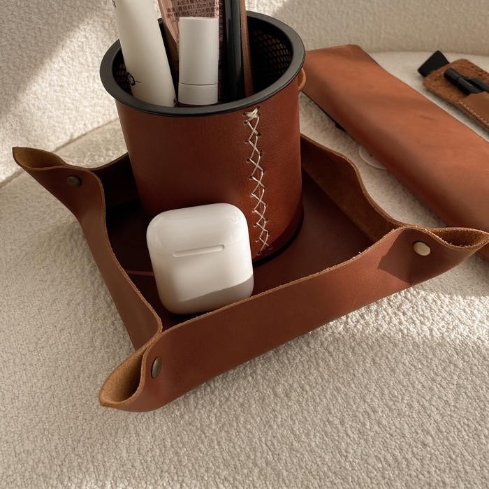 

Leather Tray (Kulit Sapi) / Office Container