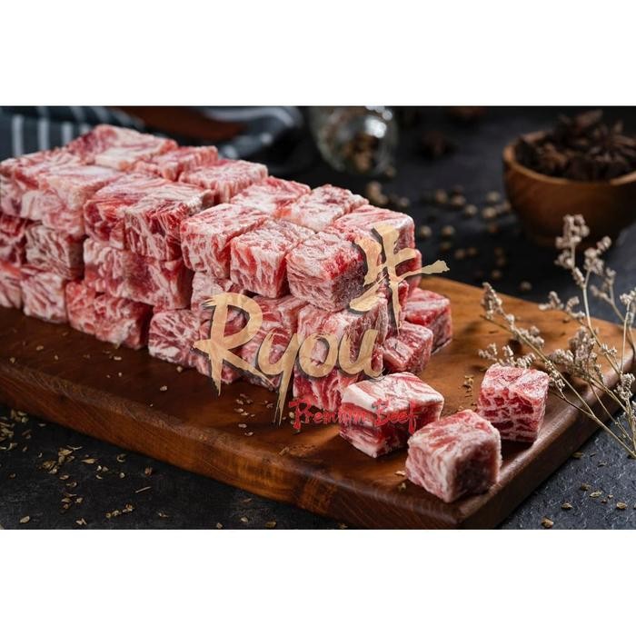 

BeliSkrg,KirimHariini- Premium Wagyu Saikoro 500g Meltique Meltik Daging Sapi Grill Shabu