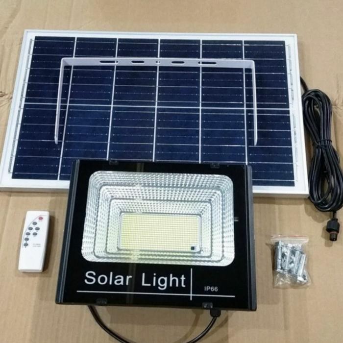lampu sorot solar cell outdoor 500 watt 500w lampu tembak solar panel4