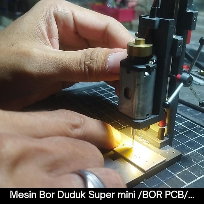 Mesin Bor Duduk Pres super mini 0.7mm DC Bor/PCB/PVC
