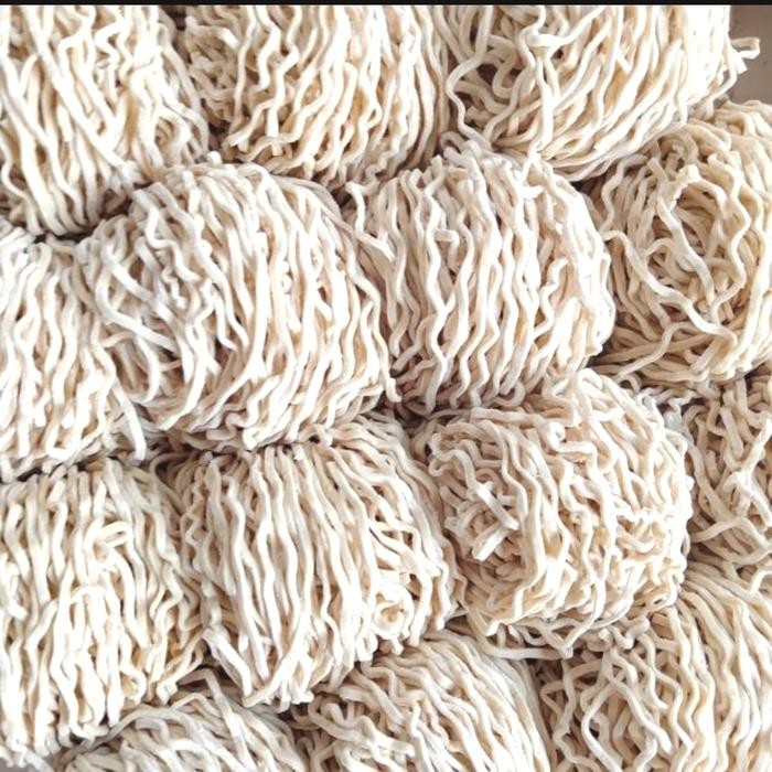 

SemuAReadyYaB0Zq- Mie basah/mi mentah (tanpa telur) bahan mie ayam bakmie bakmi pangsit