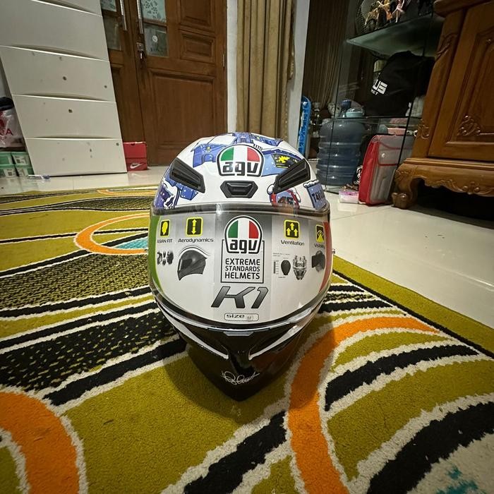 Helm agv k1 motif tavullia