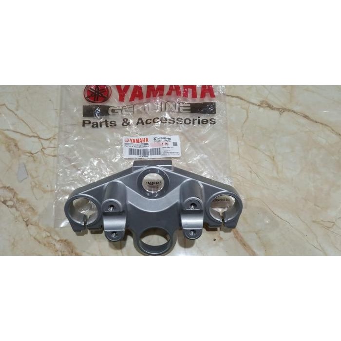 TOP SEGITIGA ATAS VIXION OLD ASLI ORI YAMAHA 3C1-F3435-00 -