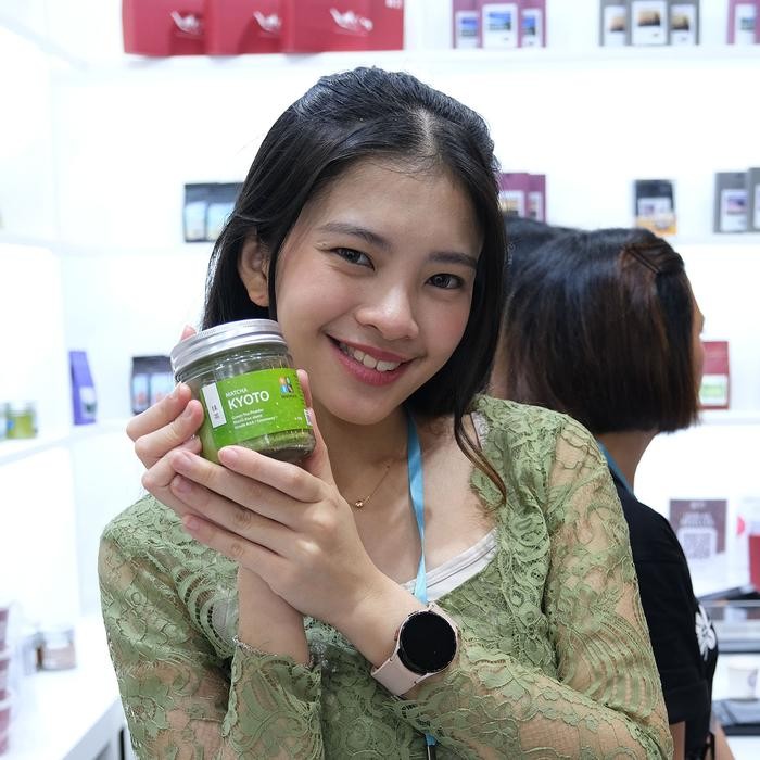 

Matcha Japanese green tea powder 50g grade selections: Barista (B) Akita (A) Fuji (A) Tokyo (AA)