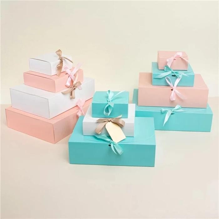 

Pesta- Gift Box/Kotak Kado/Bingkisan