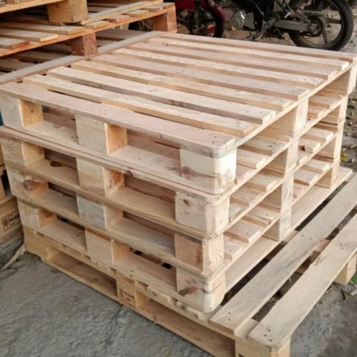 

Palet Kayu/Kayu Palet Sudah Serut Halus Dan Vernis 100X100X14